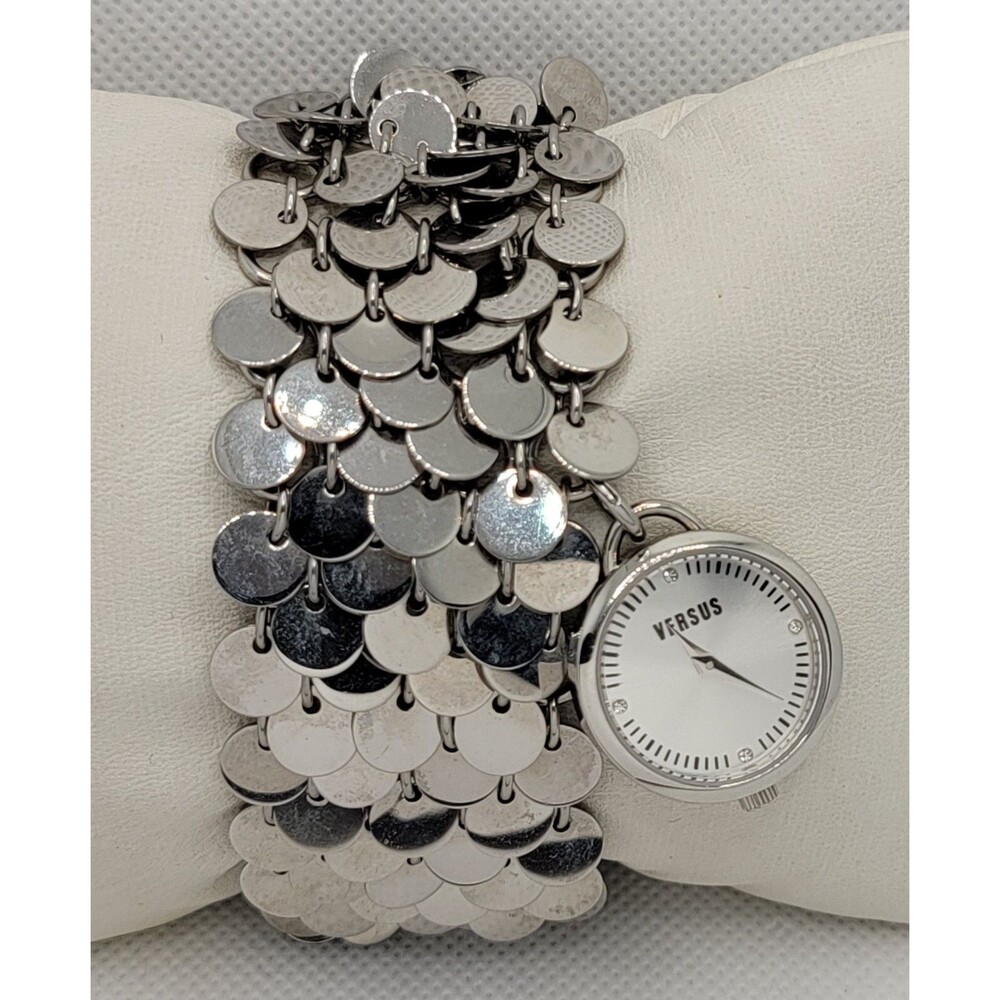 Womens Versus by Versace Stylish Trendy Fashion Silver Tone Bracelet Watch 01 - Picture 4 of 9